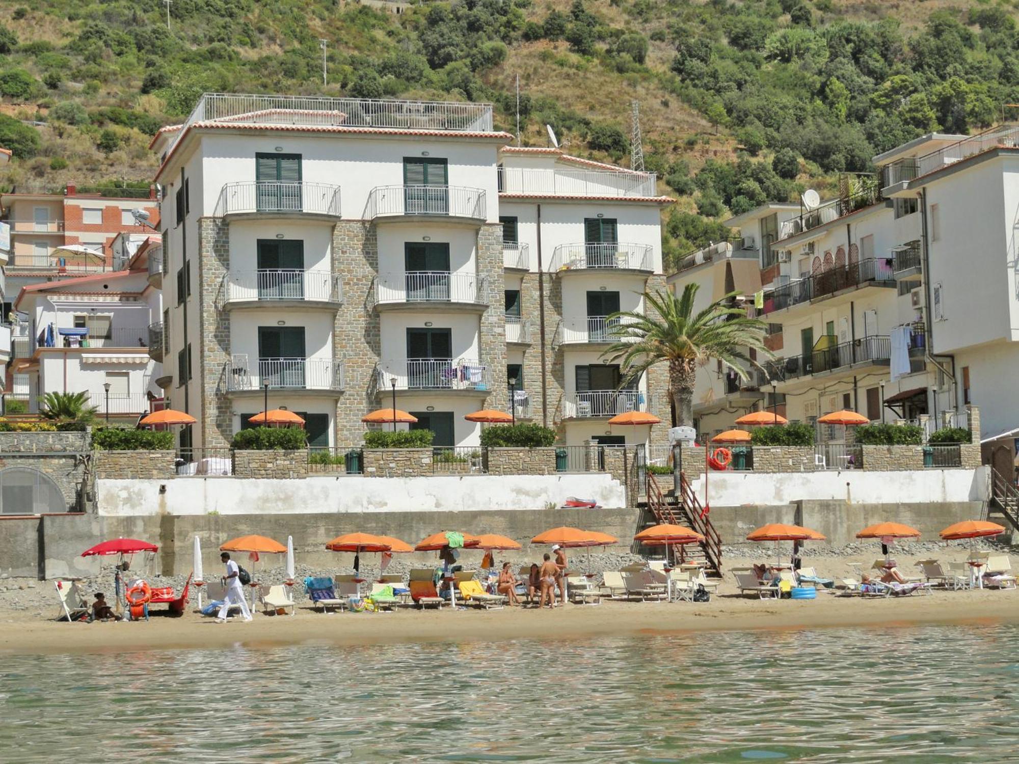 Acciaroli Vacanze Residence Eksteriør billede