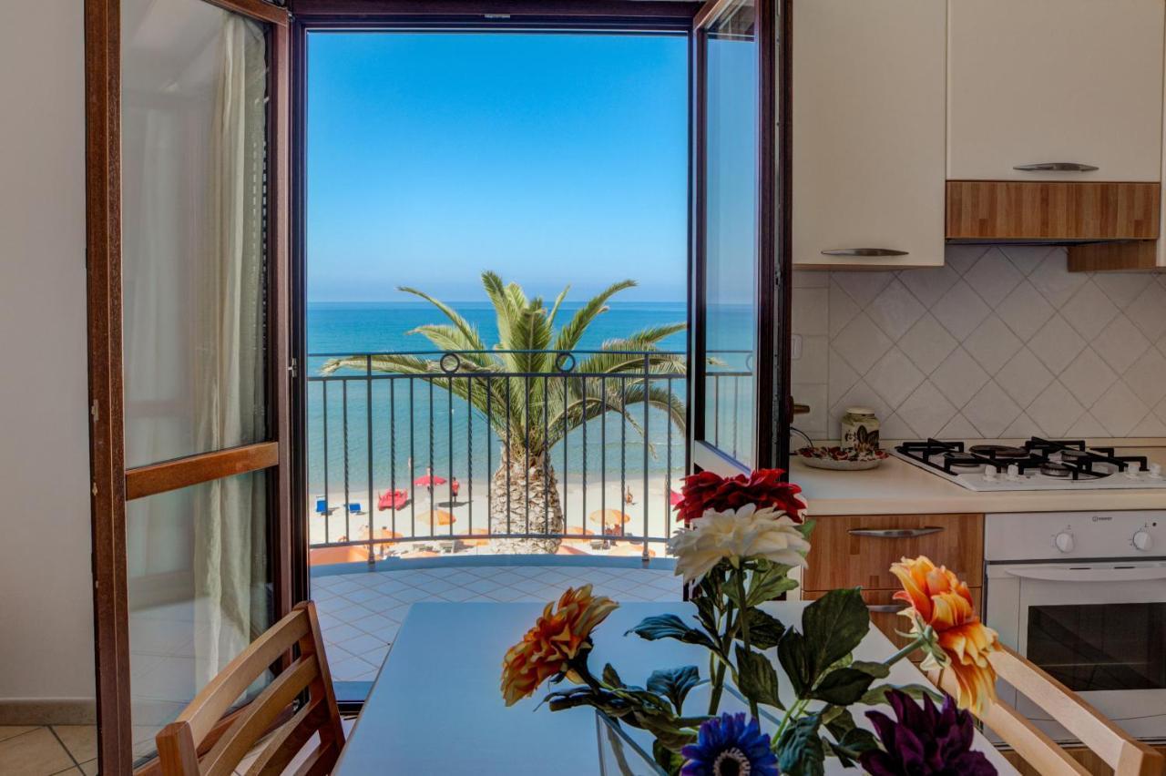 Acciaroli Vacanze Residence Eksteriør billede